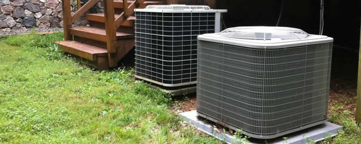 Heat pump installation and service units outside a home in Tucson, AZ